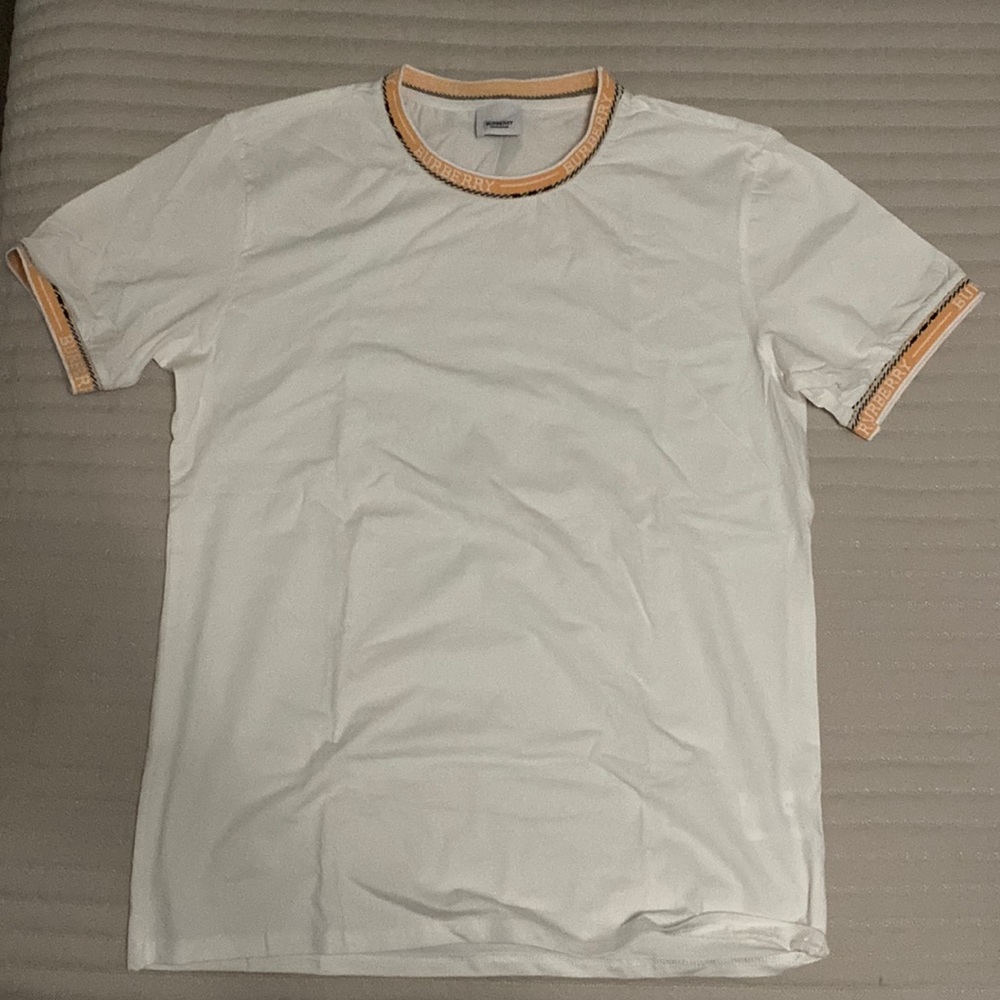 Burberry shirt in great condition